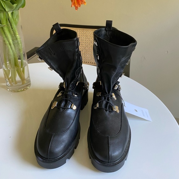 Christian Louboutin Horse Guarda chain-strap leather ankle boots